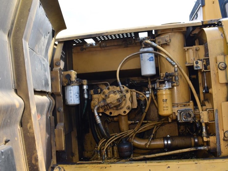caterpillar-315bl-image-17
