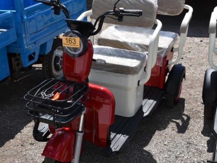 3-wheel-electric-cart-(serial-#-lqxh202605js01718)-(k)-image-2