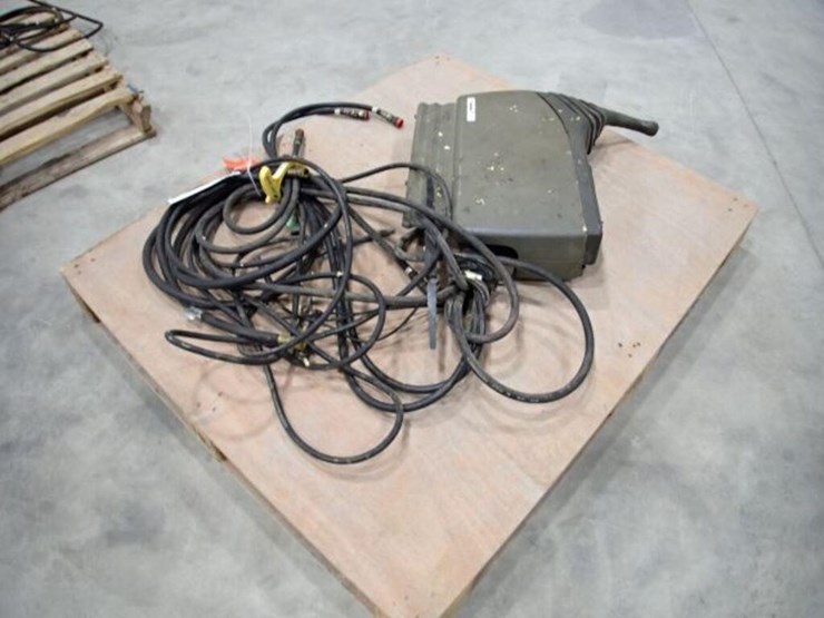 john-deere-120-image-4