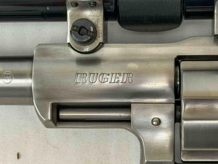 ruger-super-redhawk-stainless-44mag-revolver-image-11