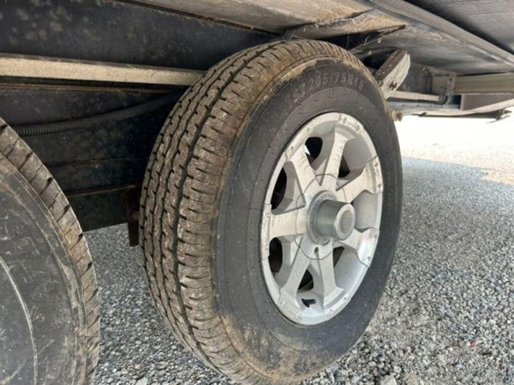 2006-forest-river-rockwood-8281ss-t/a-5th-wheel-4x-image-37