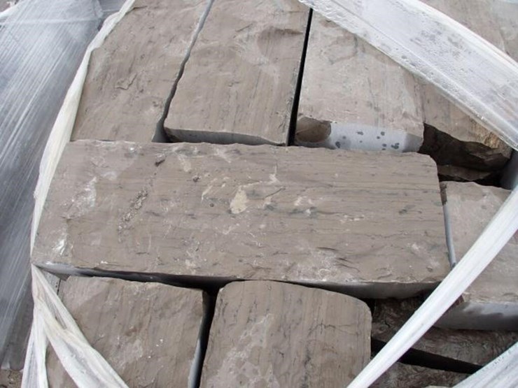 qty-of-(4)-skids-of-guillotines-6---7-in.-image-7