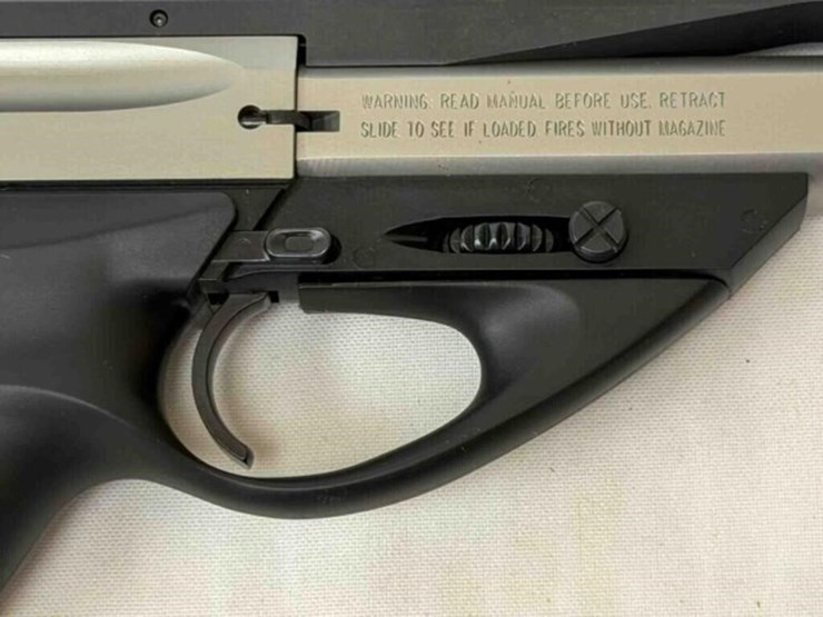 beretta-u22-neos-22lr-pistol-image-18
