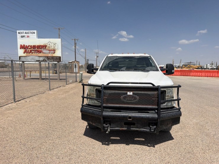 2017-ford-f350-image-2