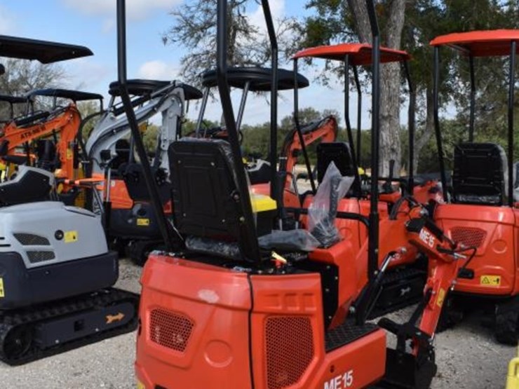 me-15-mini-excavator-(serial-#-2512393279)-(k)-image-4