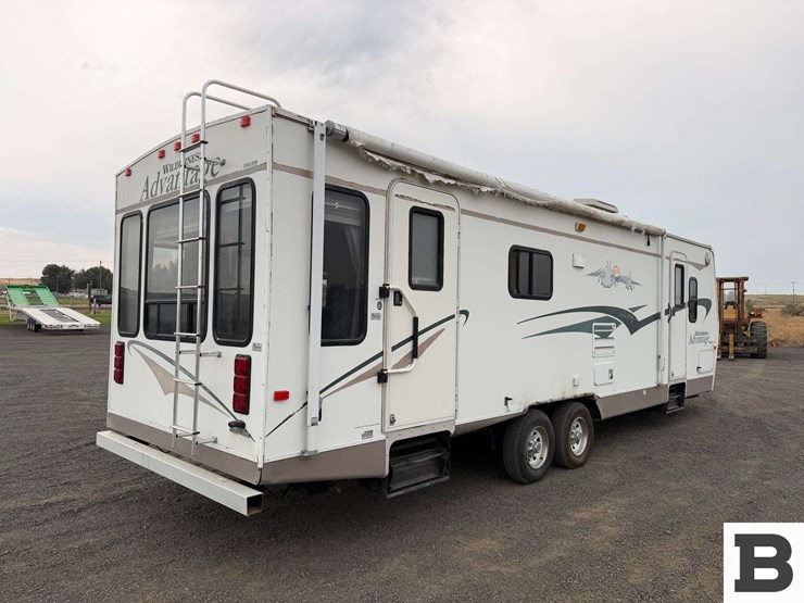 2004-fleetwood-wilderness-advantage-travel-trailer-image-6
