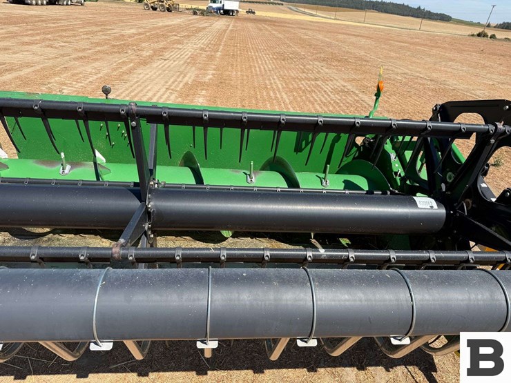 2012-john-deere-625f-image-18