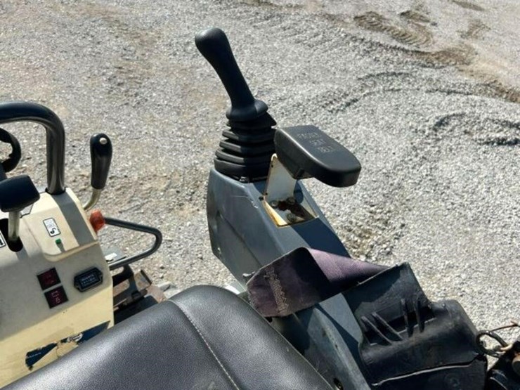 2015-bobcat-418-image-16