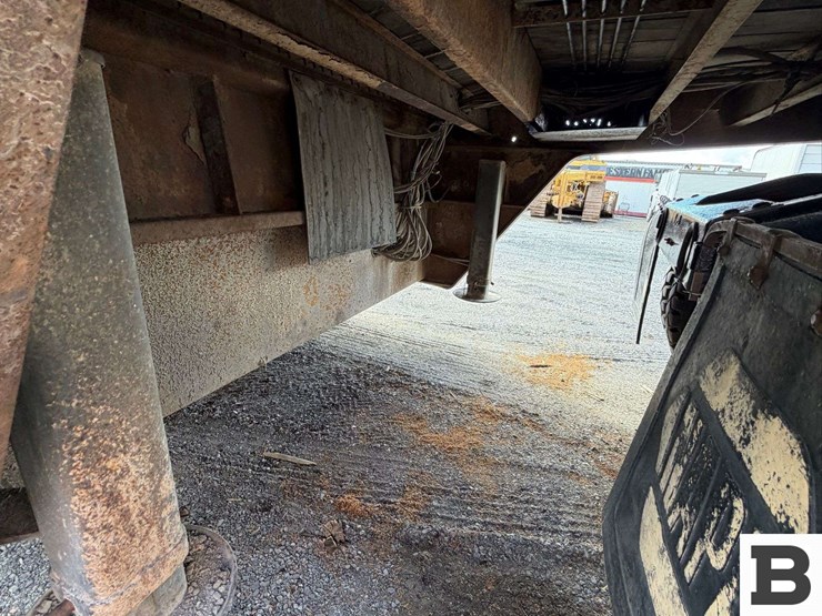 2007-trail-eze-te80ht53dd-flatbed-trailer-image-49