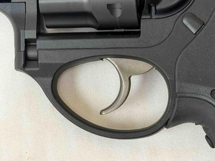 ruger-lcr-22lr-pistol-image-6