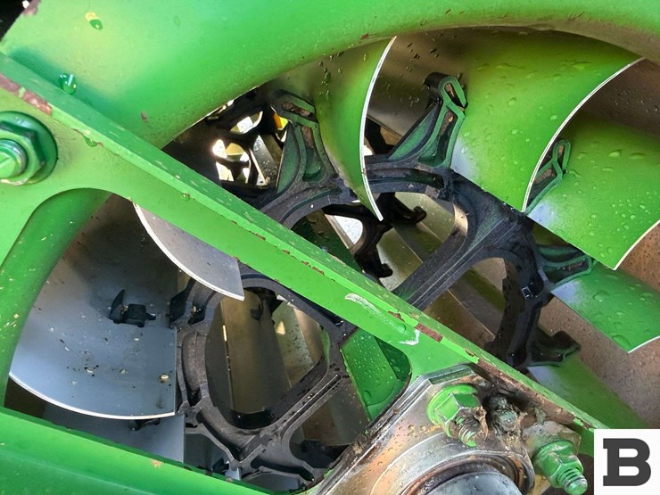 2000-john-deere-9650-sts-image-63
