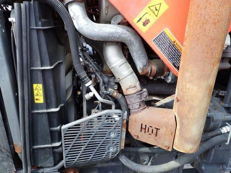 2021-kubota-m4-071-image-32