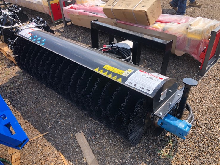 #101-•-72”-skid-steer-angle-sweeper-broom-image-1