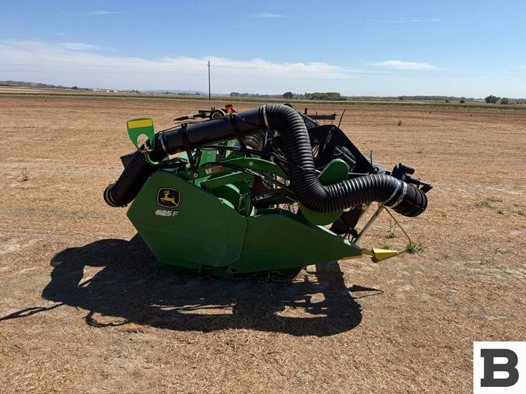 2012-john-deere-625f-image-6