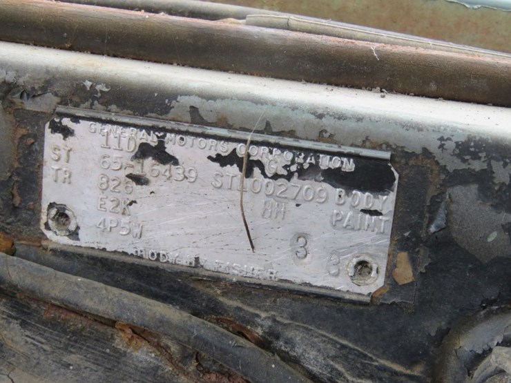 1965-chevrolet-impala-4dr-ht-image-13