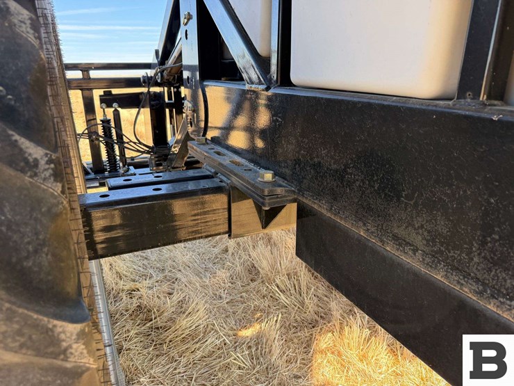 ag-spray-equipment-7000-image-38