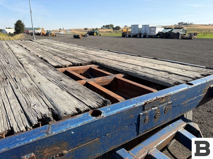 1959-peter-thomas-co.-flatbed-trailer-image-11