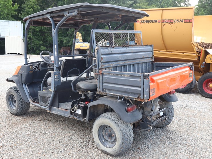 2016-kubota-rtvx1140-image-3