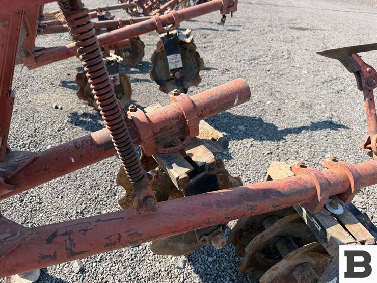 16'-lilliston-rolling-cultivator-toolbar-image-14