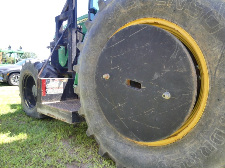 2014-john-deere-6105d-image-8
