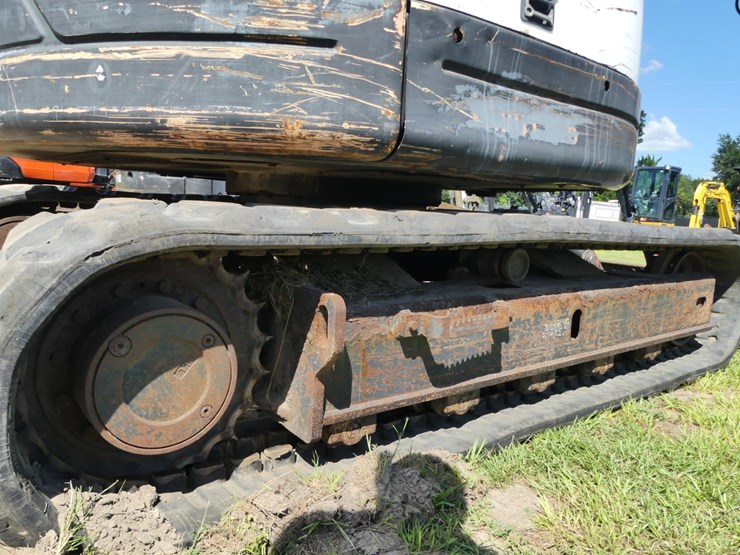 2013-bobcat-e85-image-6