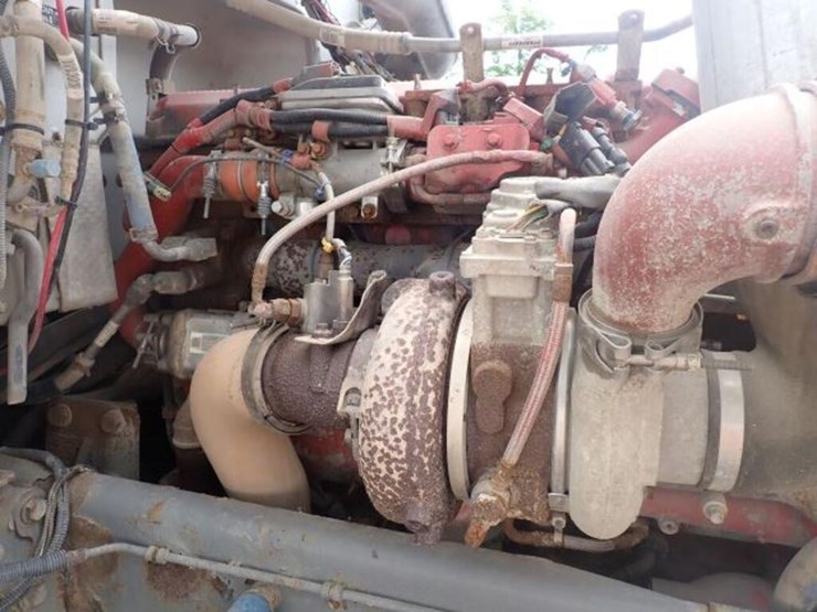 2013-peterbilt-367-image-50