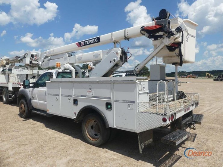 2014-ford-f550-image-3