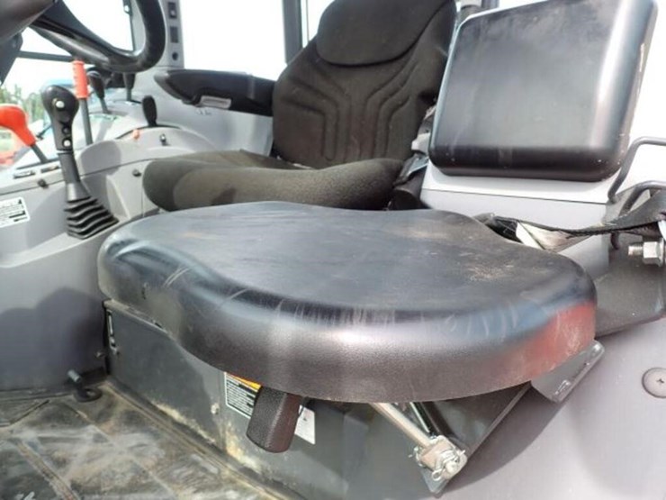 2019-kubota-m4-071-image-38