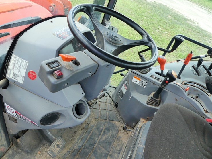 2023-kubota-m5-111d-image-17