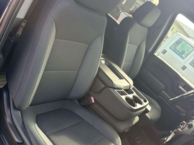 2021-chevrolet-silverado-2500-image-13