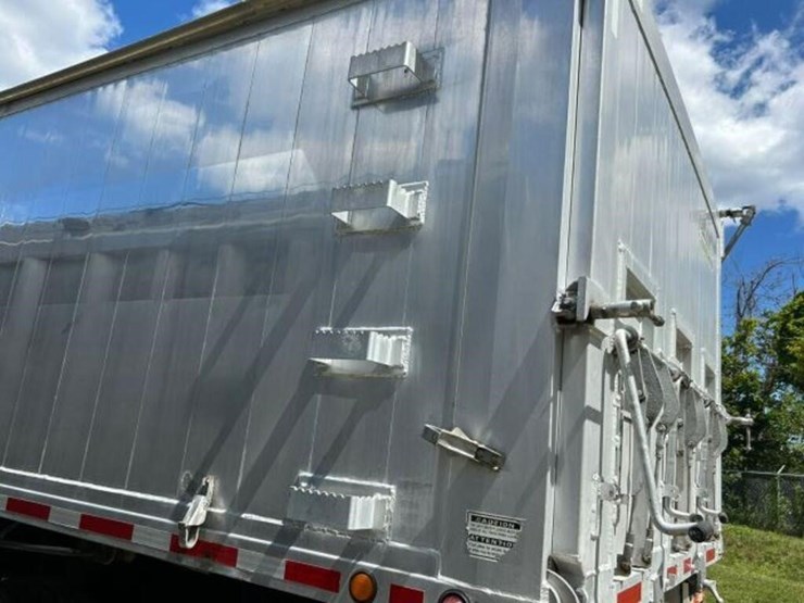 2009-stargate-aluminum-46-ft-quad/a-end-dump-2s9da-image-30