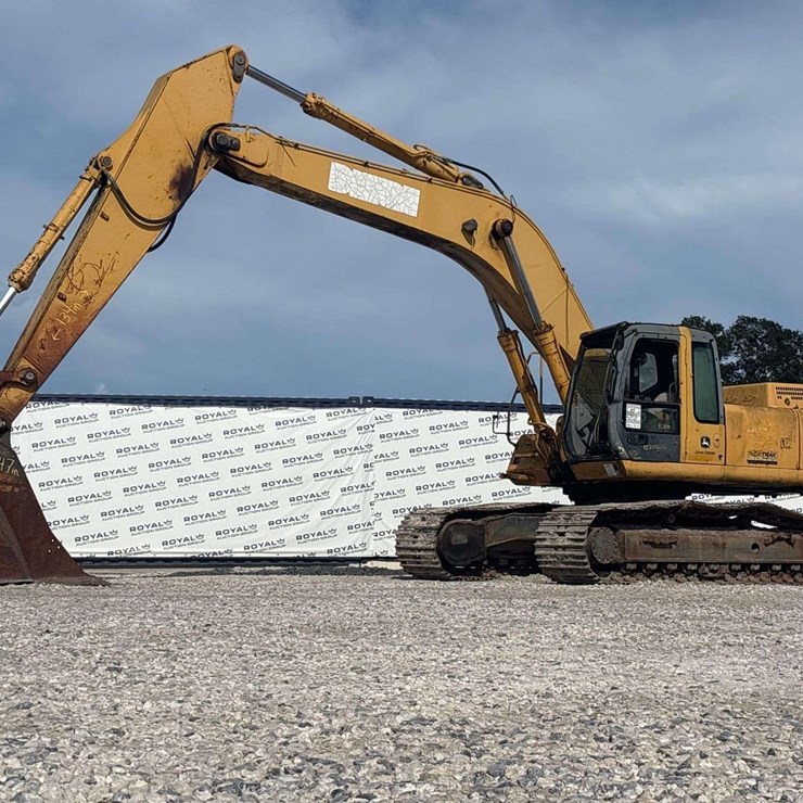 DEERE 330C LC
