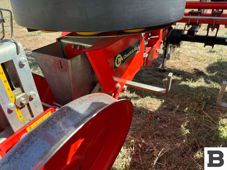 checchi-&-magli-no-till-transplanter-6r-30-image-33