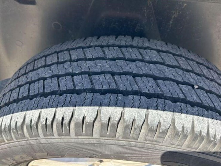 2019-ram-1500-slt-image-51