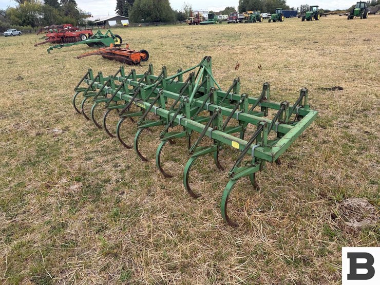 john-deere-c10-image-5