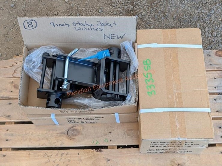 ~8--4"-stake-pocket-winches-image-6