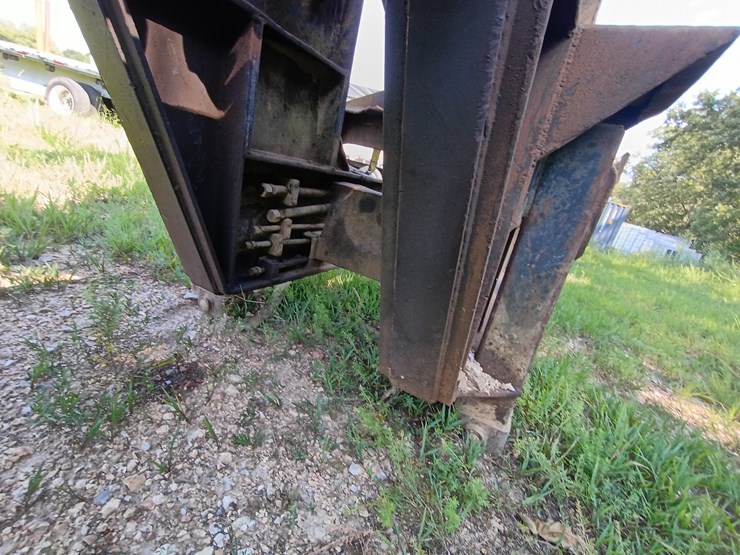#26282-•-barko-log-picker-trailer-image-19