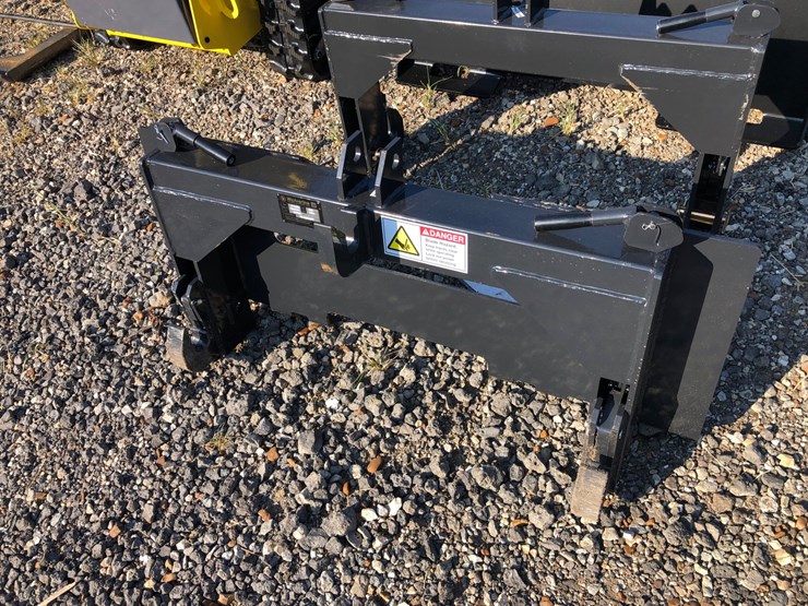 #69-•-conversion-plate-skid-steer-to-3-pt-image-1