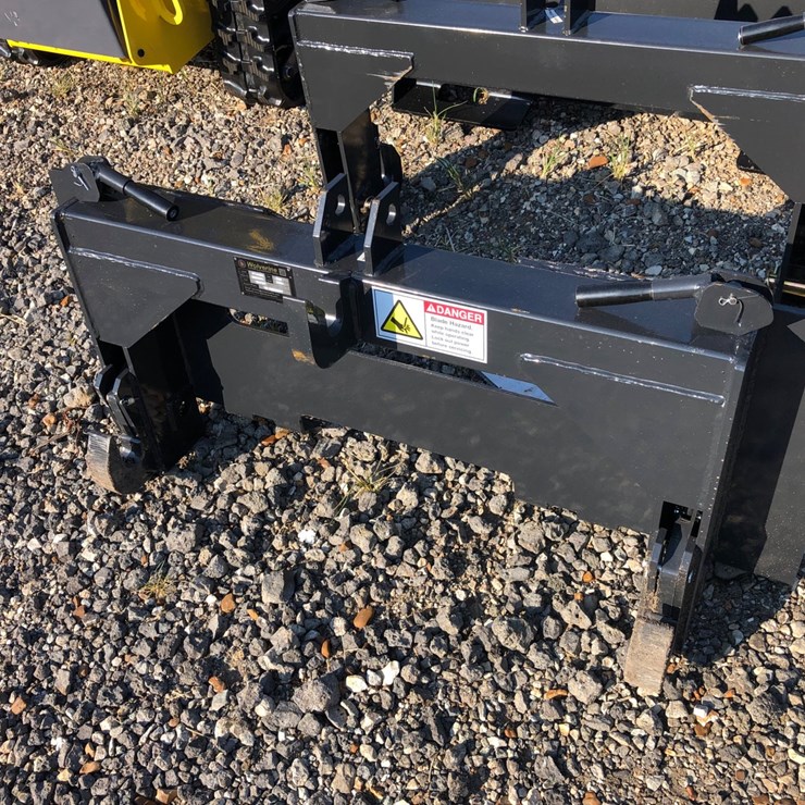 #69 • CONVERSION PLATE SKID STEER to 3 Pt