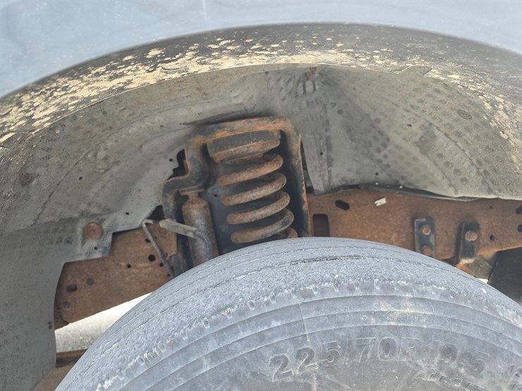 2006-ford-f550-image-24