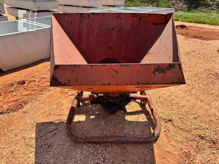 seed-spreader-3ph-7982-image-1