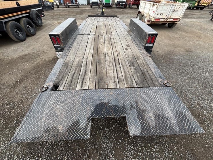2019-towmaster-t-14dt-image-20