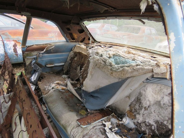 1966-chevrolet-biscayne-2dr-sedan-image-9