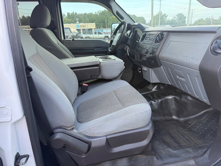 2016-ford-f350-image-11