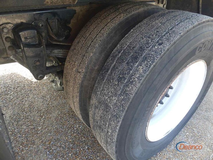 2007-kenworth-t300-image-5
