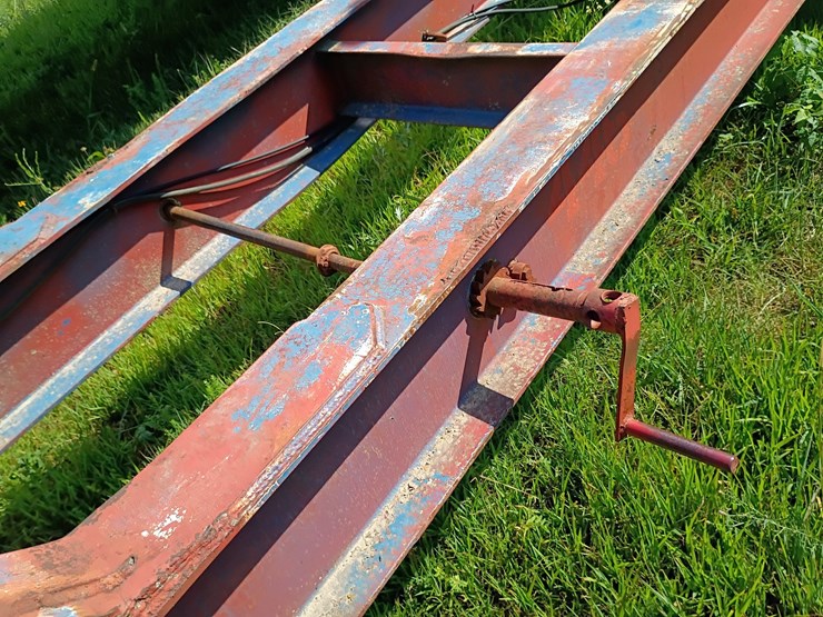 #26280-•-1989-bank-40ft-log-bunk-trailer-image-15