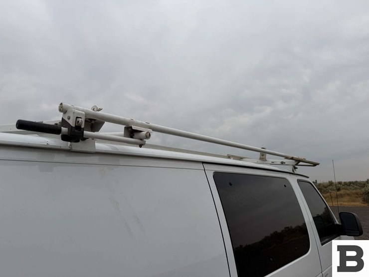 2006-ford-cargo-image-23