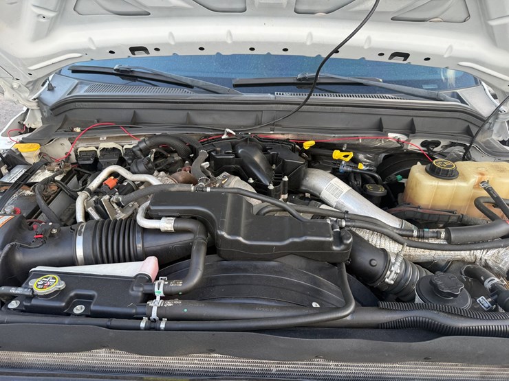 2016-ford-f350-image-16