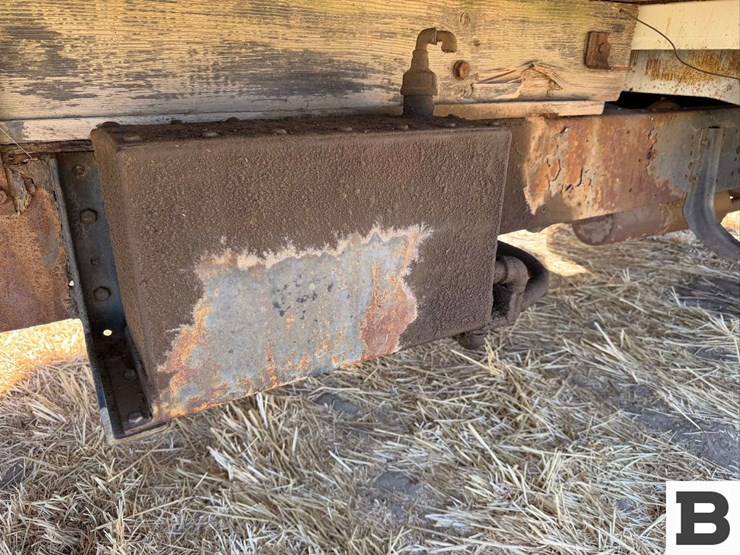 1973-ford-flatbed-image-32