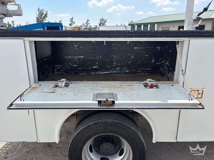2015-ford-f450-image-21